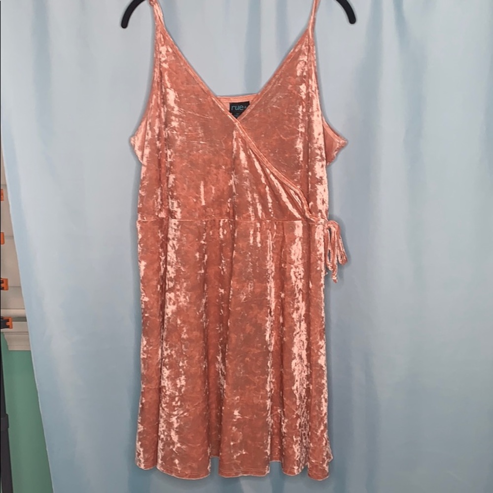 plus size dress